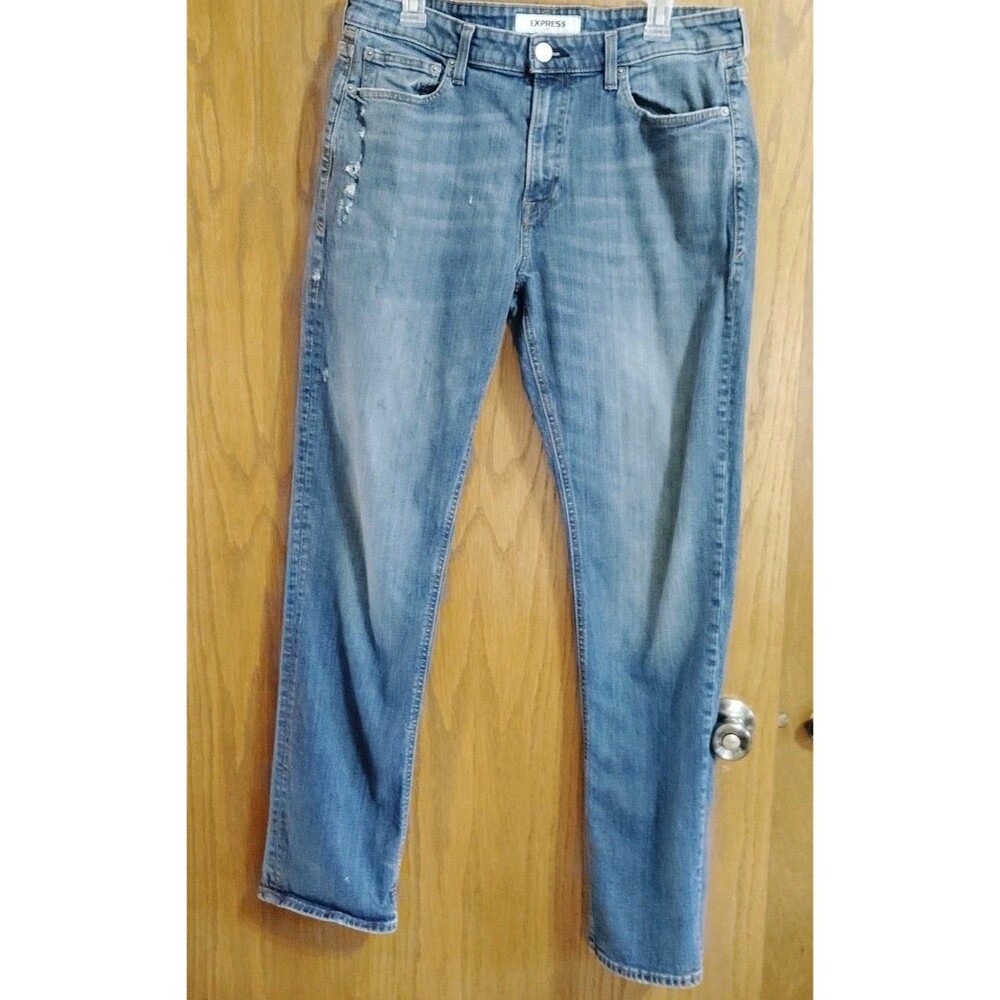 Express Jeans Mens 34 x 34 (measures 32") Straight Leg Denim Blue Classic